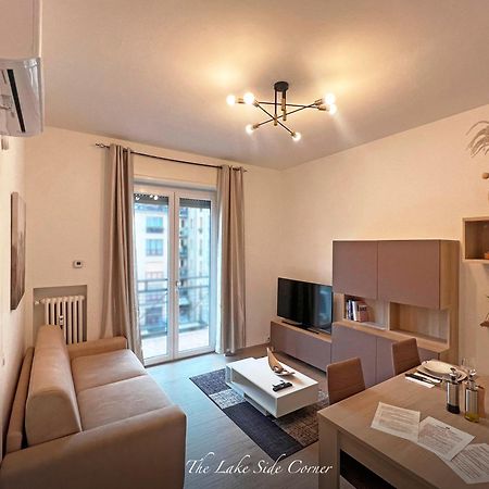 The Lake-Side Corner Apartment Côme Esterno foto
